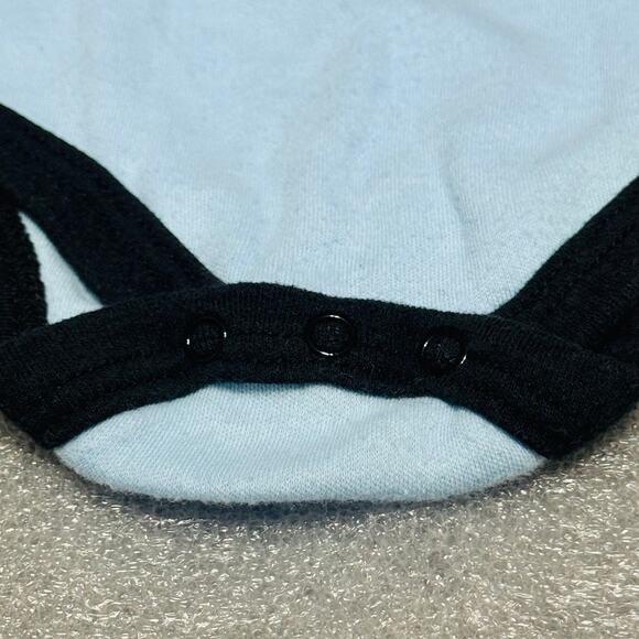 Swiggles Baby Boy Drink Bottles Date Models Onesie Body Suit 6-9 Months - Picture 3 of 6